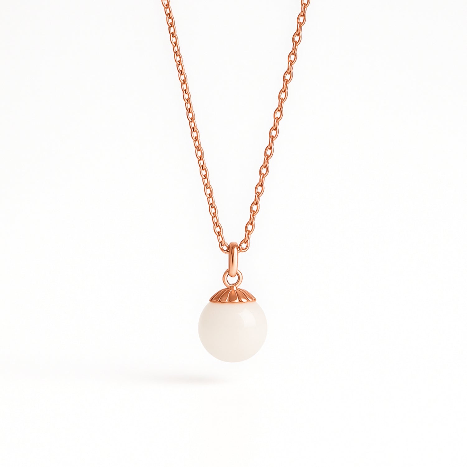 Feminine Pearl ネックレス