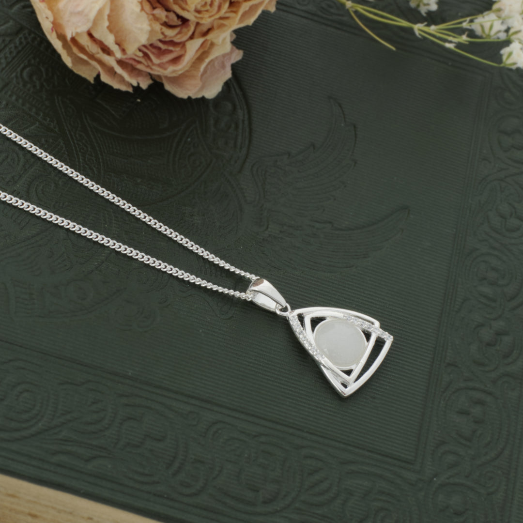 Connection Necklace