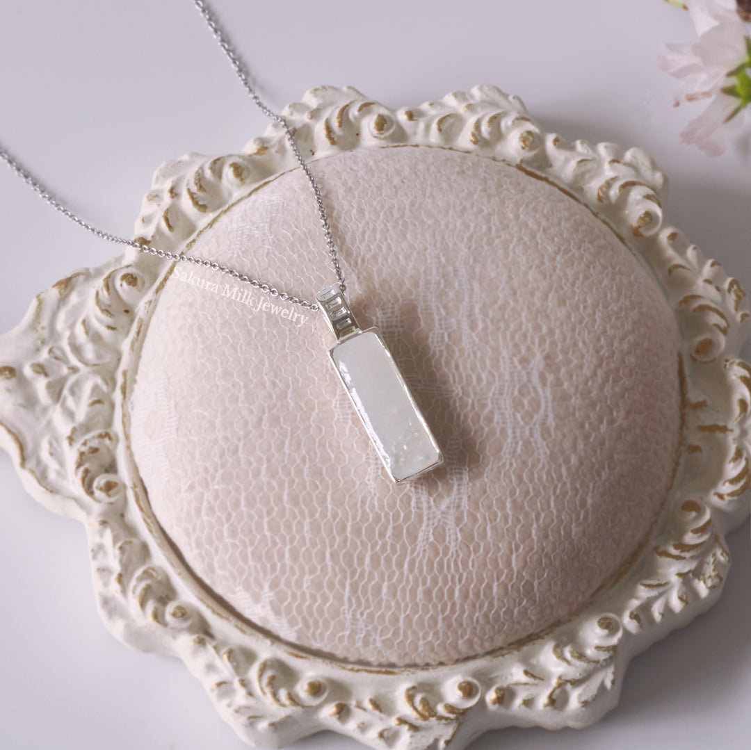 Pretty Pattern Necklace