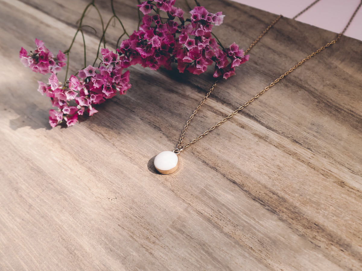 母乳ネックレス